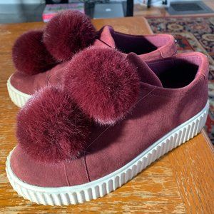 Pom Pom Sneakers